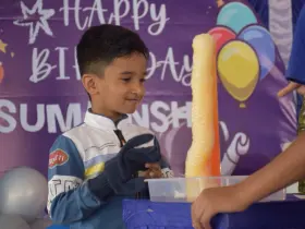 Children enjoying a MakerMasti science-themed birthday party